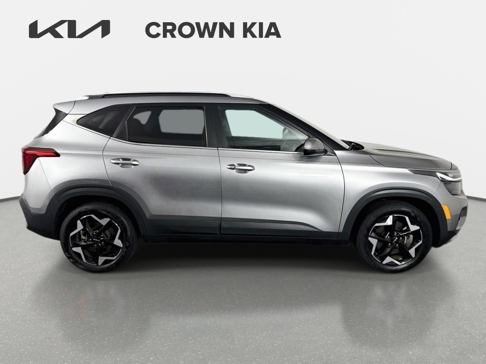 Used 2024 Kia Seltos EX SUV