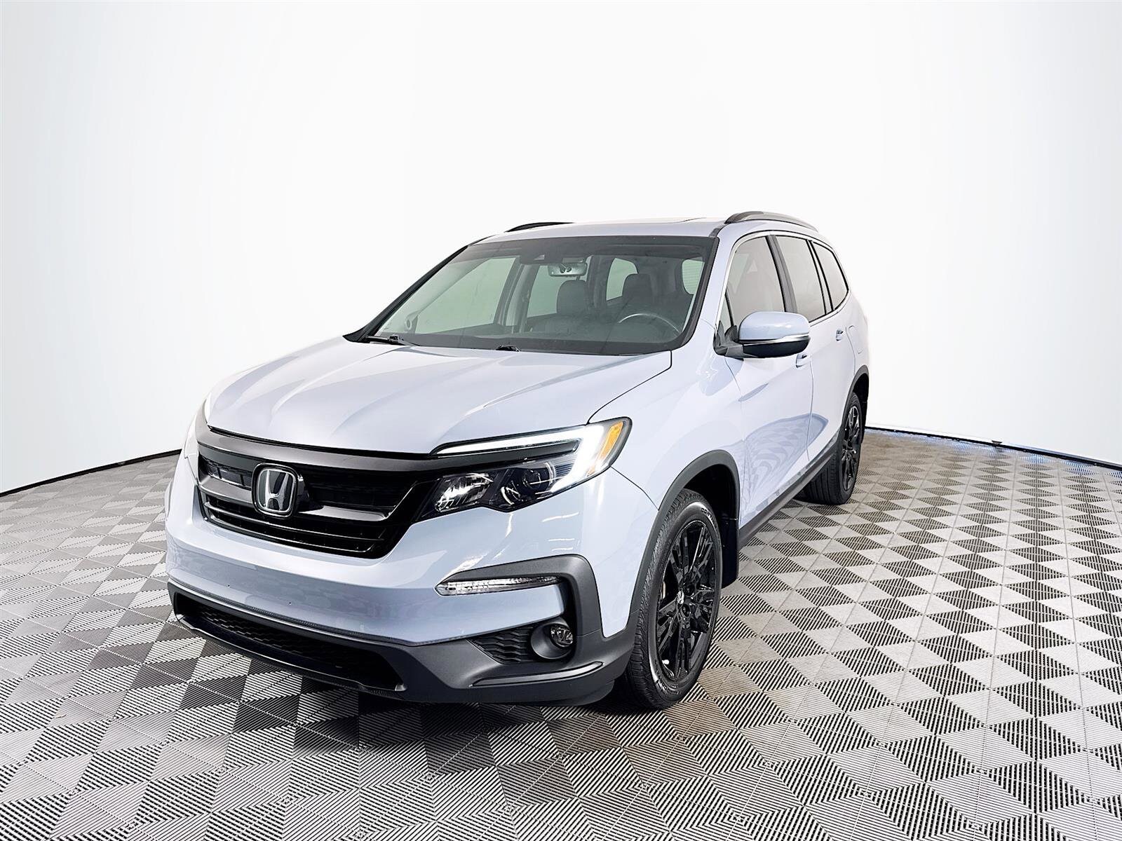 2022 Honda Pilot Special Edition photo 2