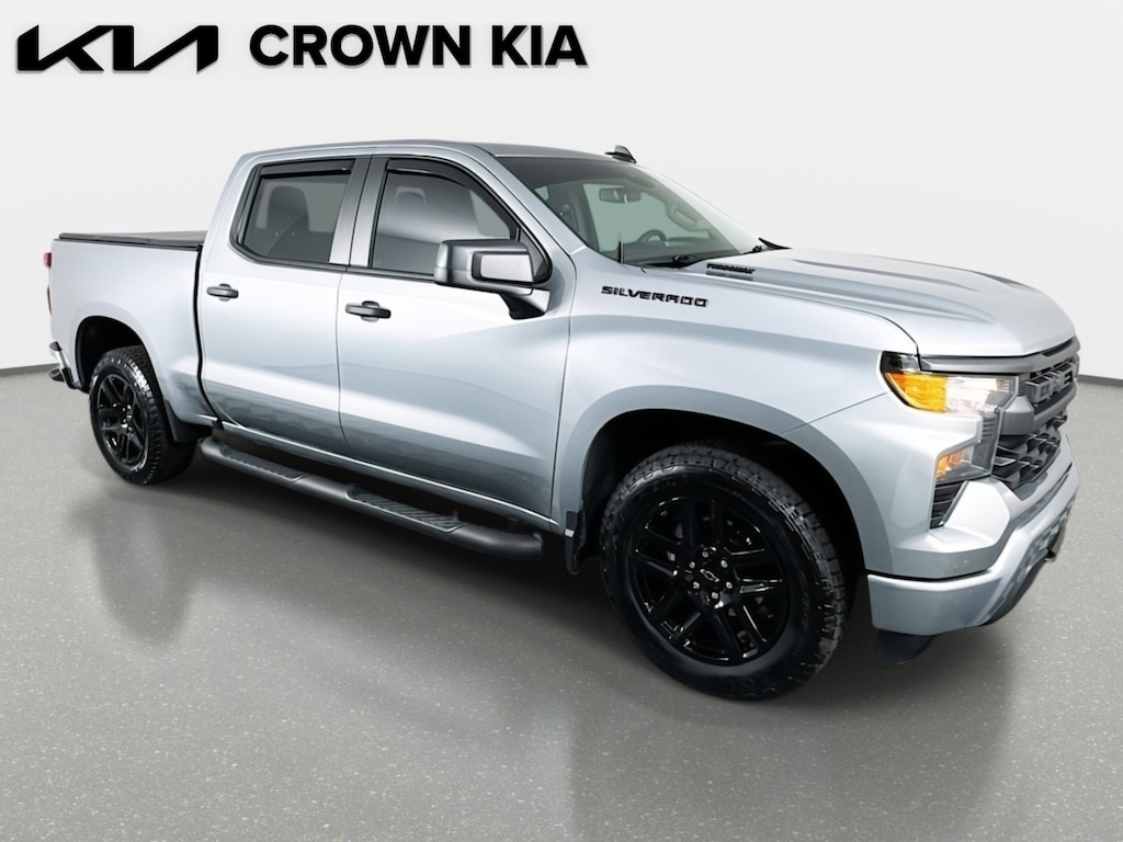 Used 2025 Chevrolet Silverado 1500 Custom Truck Crew Cab