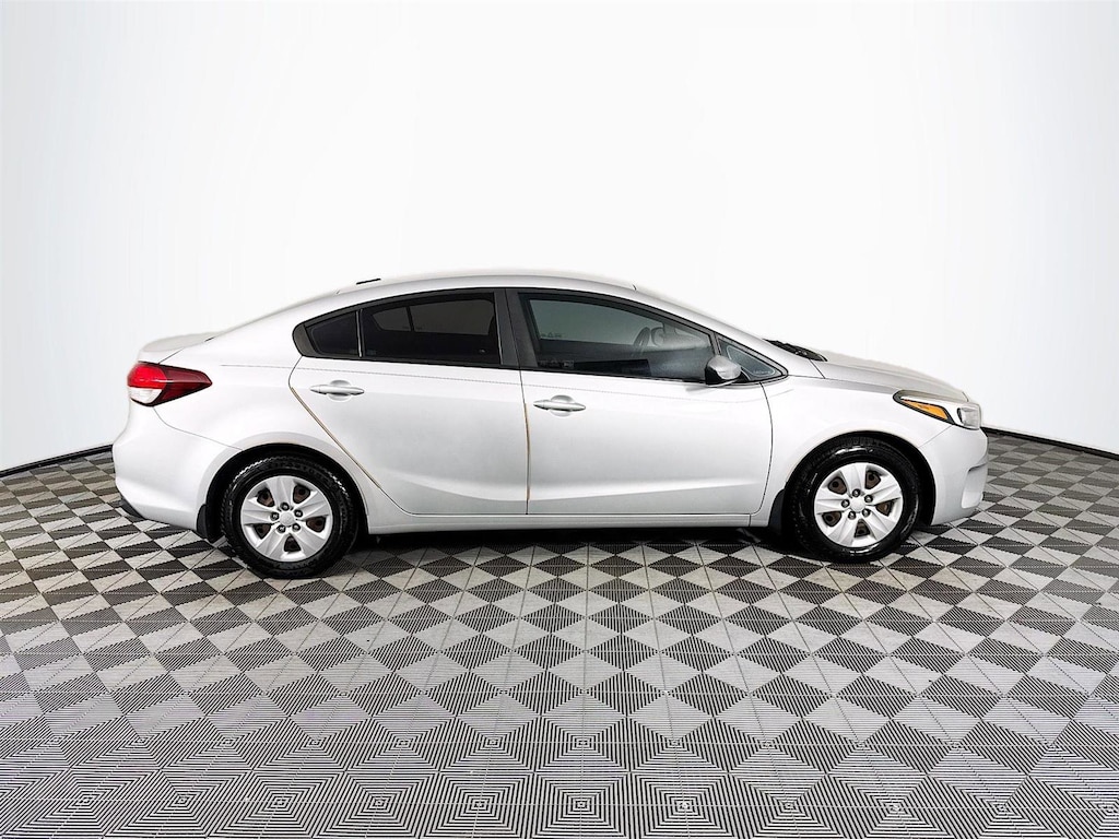 Used 2018 Kia Forte LX Sedan