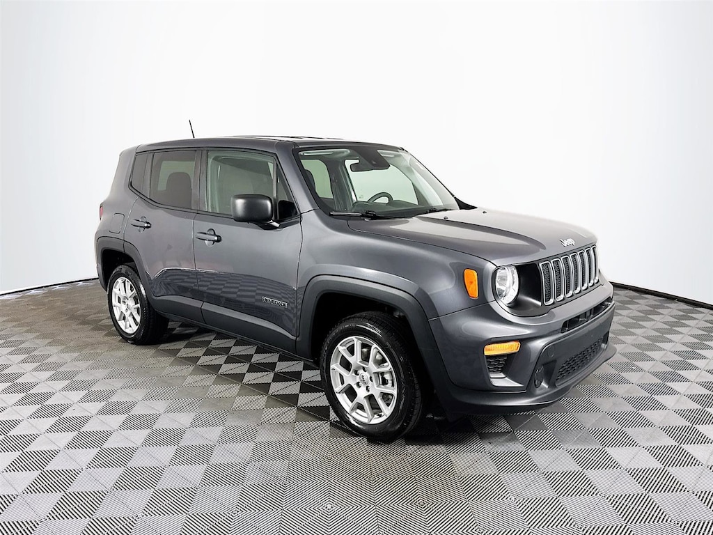 Used 2023 Jeep Renegade Latitude SUV