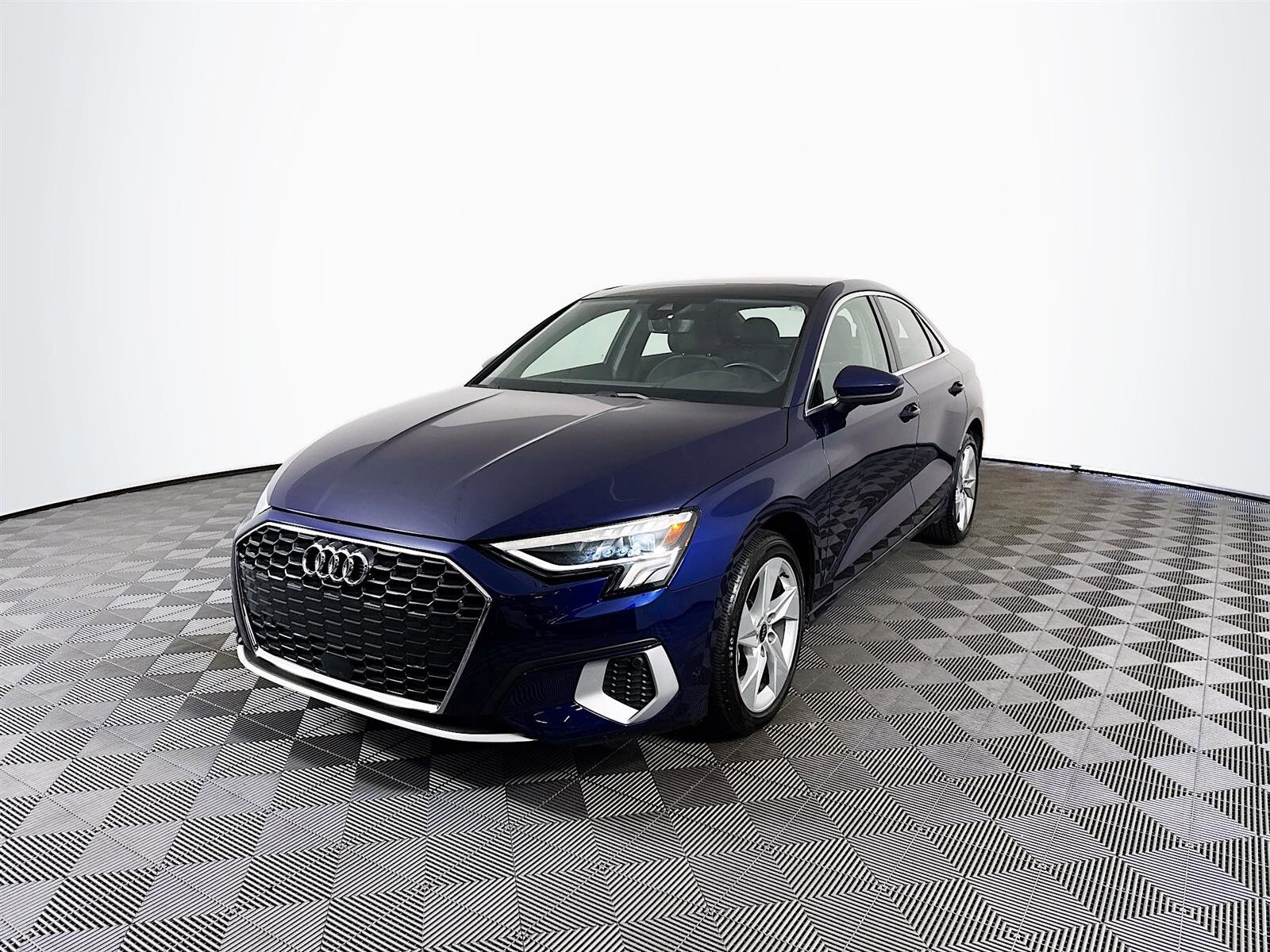 2024 Audi A3 Premium 40 TFSI photo 3