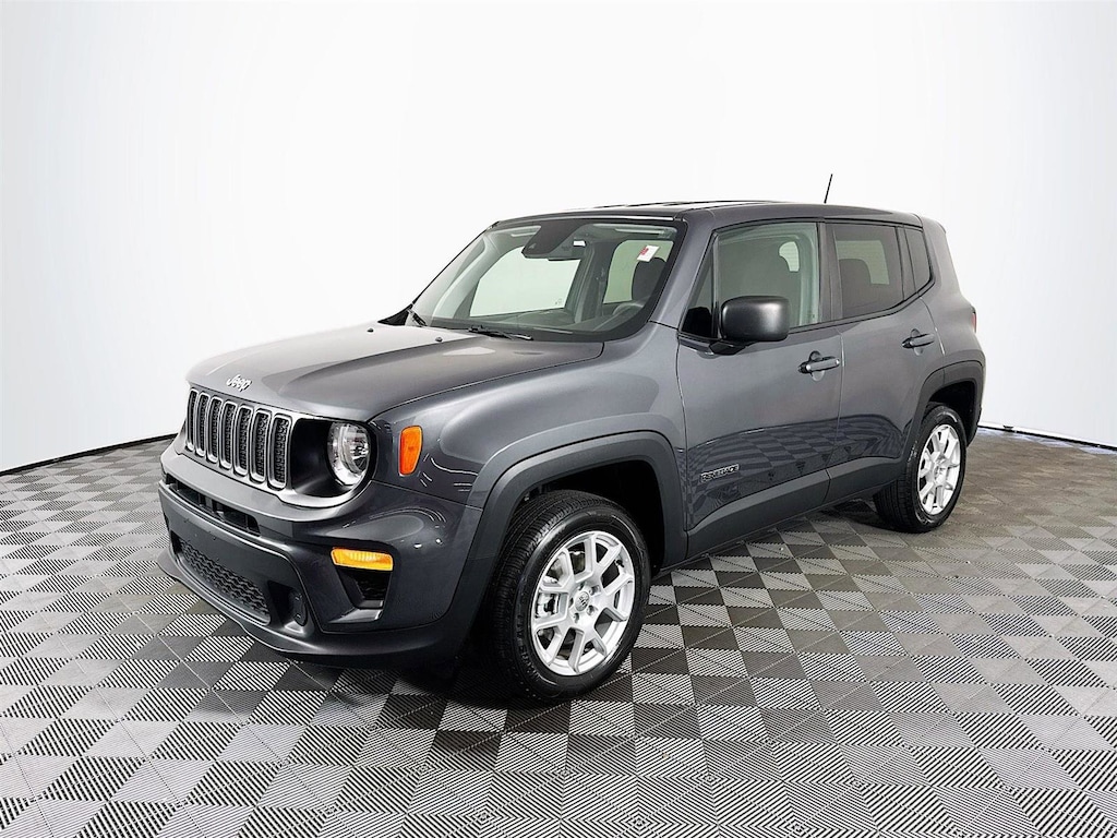 Used 2023 Jeep Renegade Latitude SUV