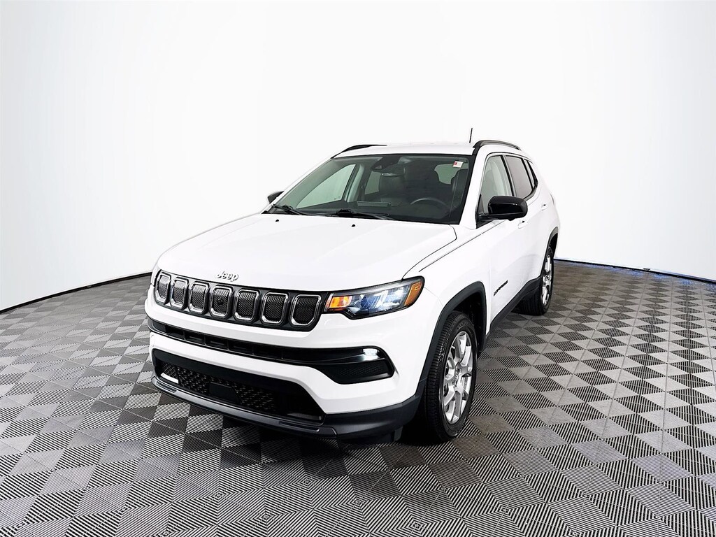 Used 2022 Jeep Compass Latitude Lux SUV