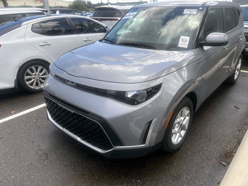 Certified 2025 Kia Soul LX Hatchback