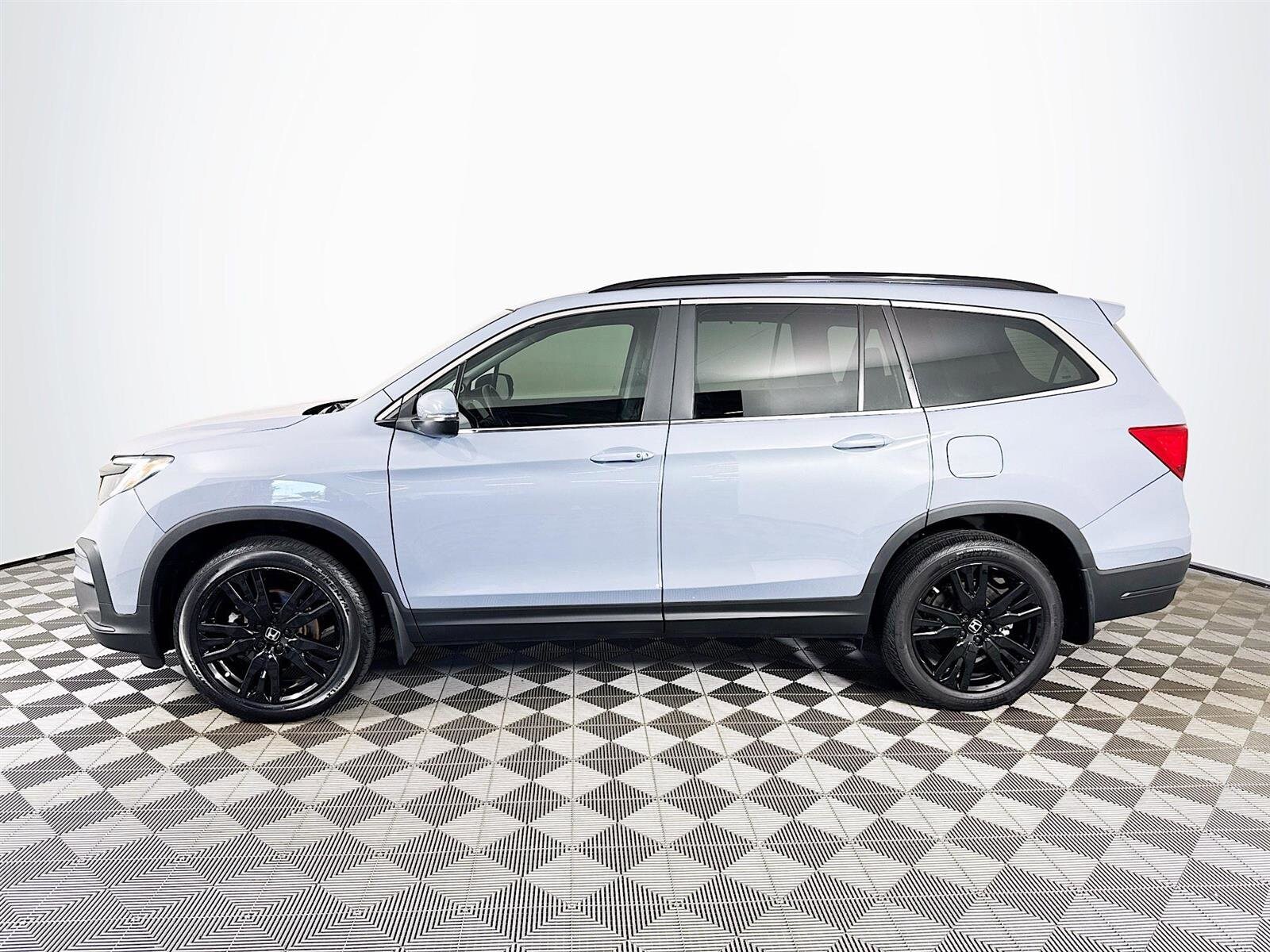 2022 Honda Pilot Special Edition photo 3