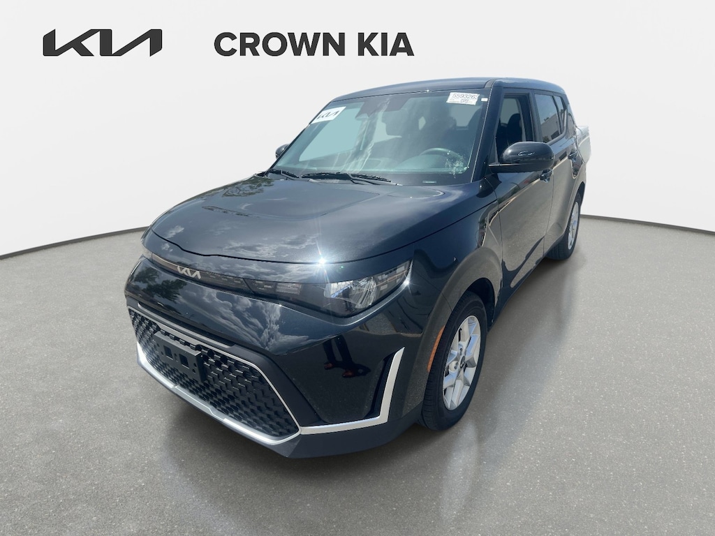 Certified 2025 Kia Soul LX Hatchback