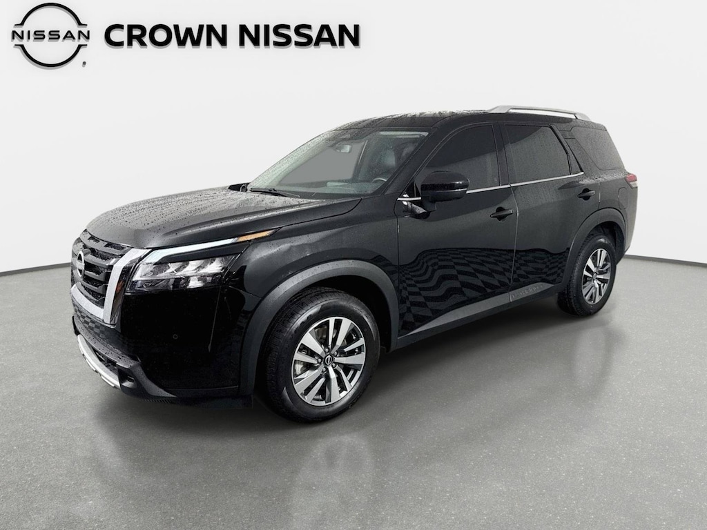 Used 2024 Nissan Pathfinder SL SUV
