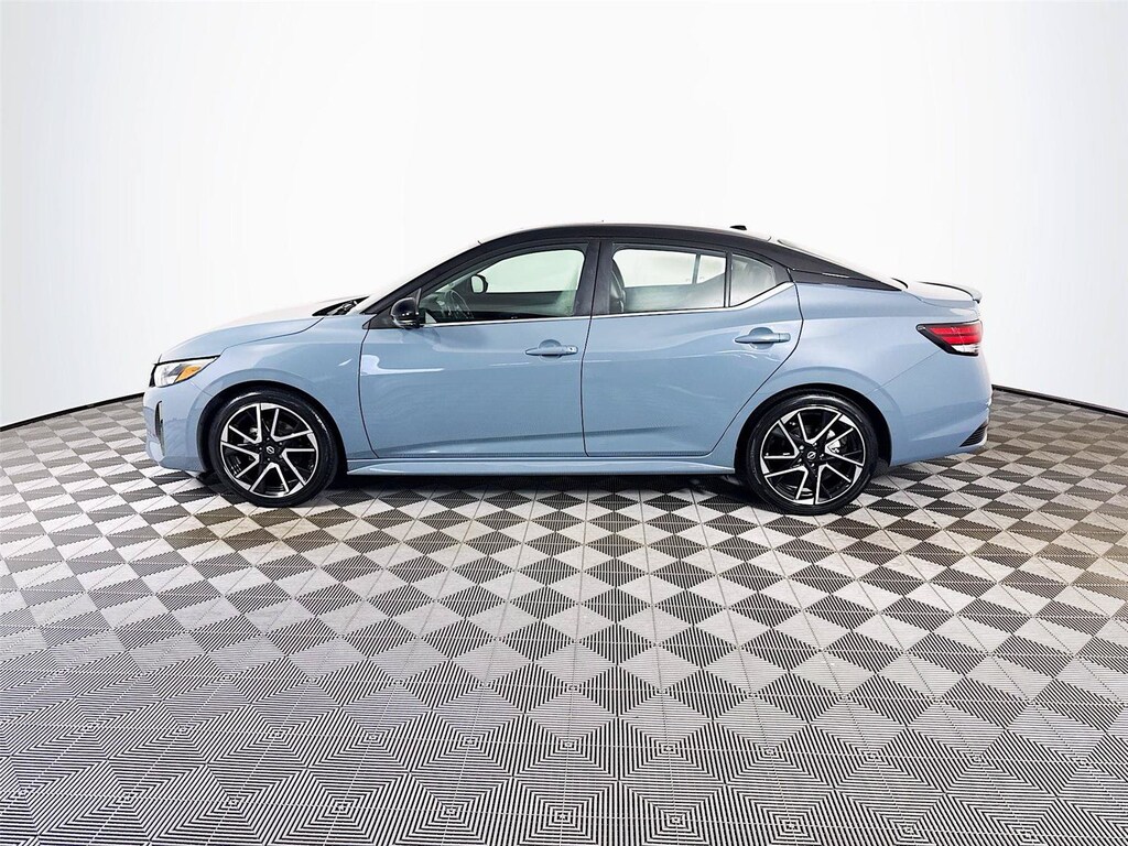 Used 2025 Nissan Sentra SR Sedan