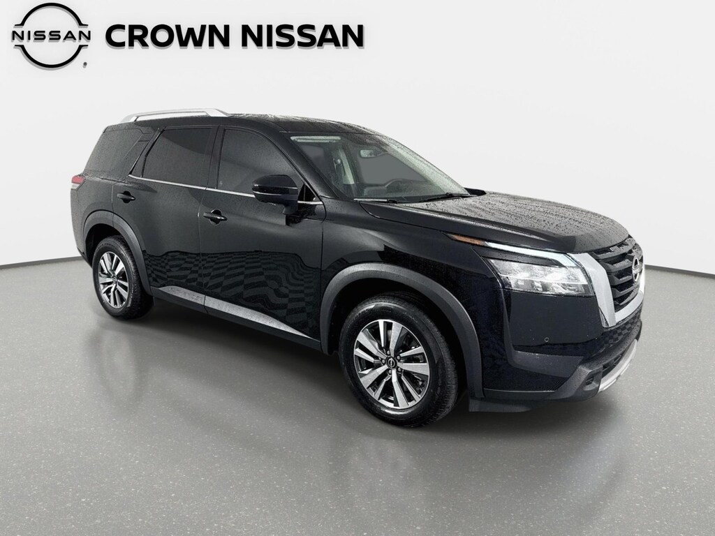 Used 2024 Nissan Pathfinder SL SUV