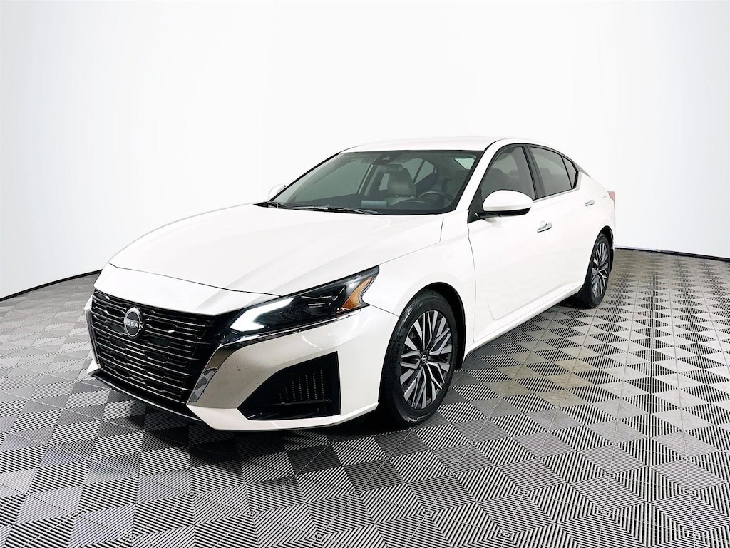Certified 2023 Nissan Altima 2.5 SV Sedan