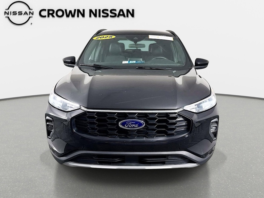 Used 2025 Ford Escape ST-Line Select SUV