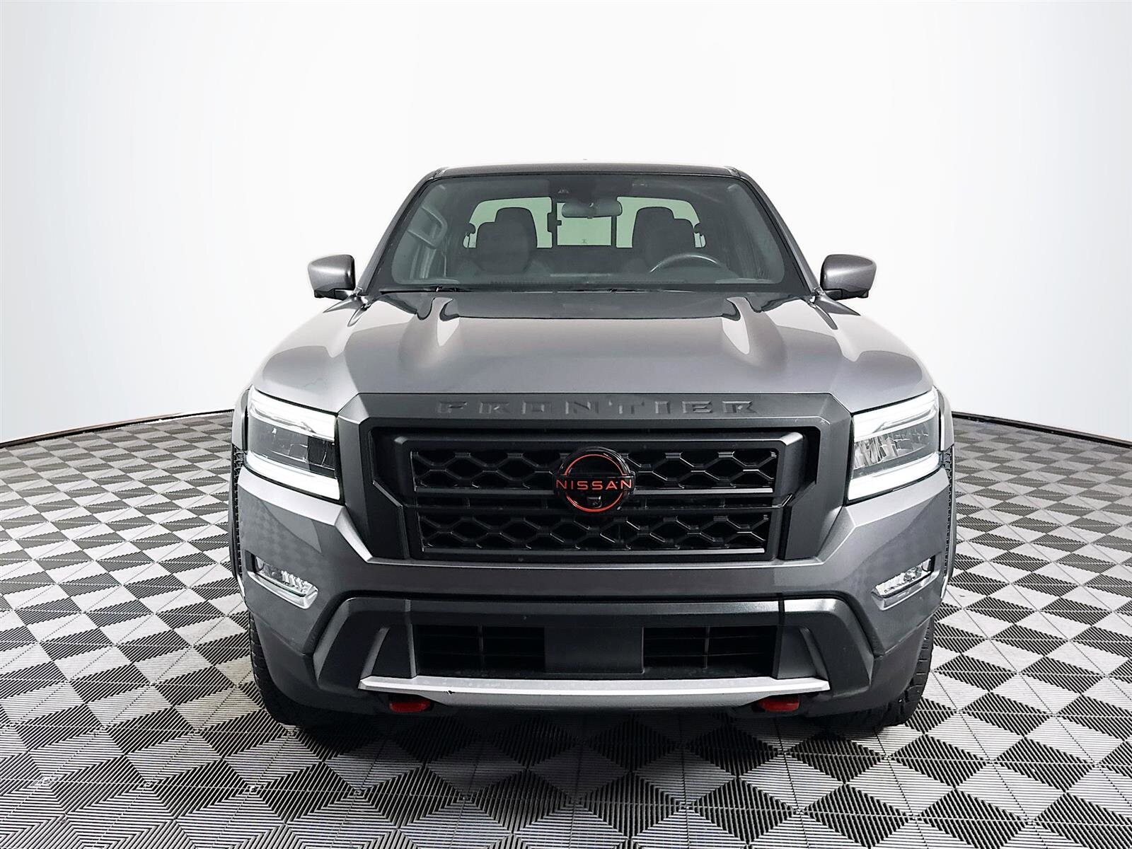 2023 Nissan Frontier PRO-X photo 2