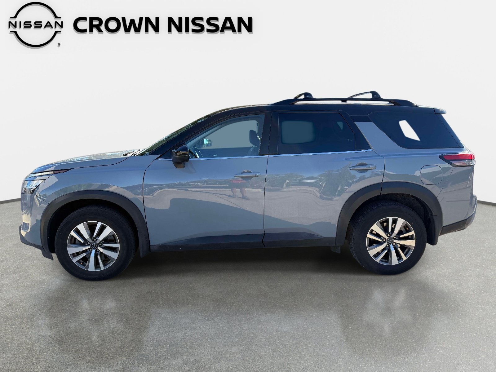Used 2022 Nissan Pathfinder SL SUV