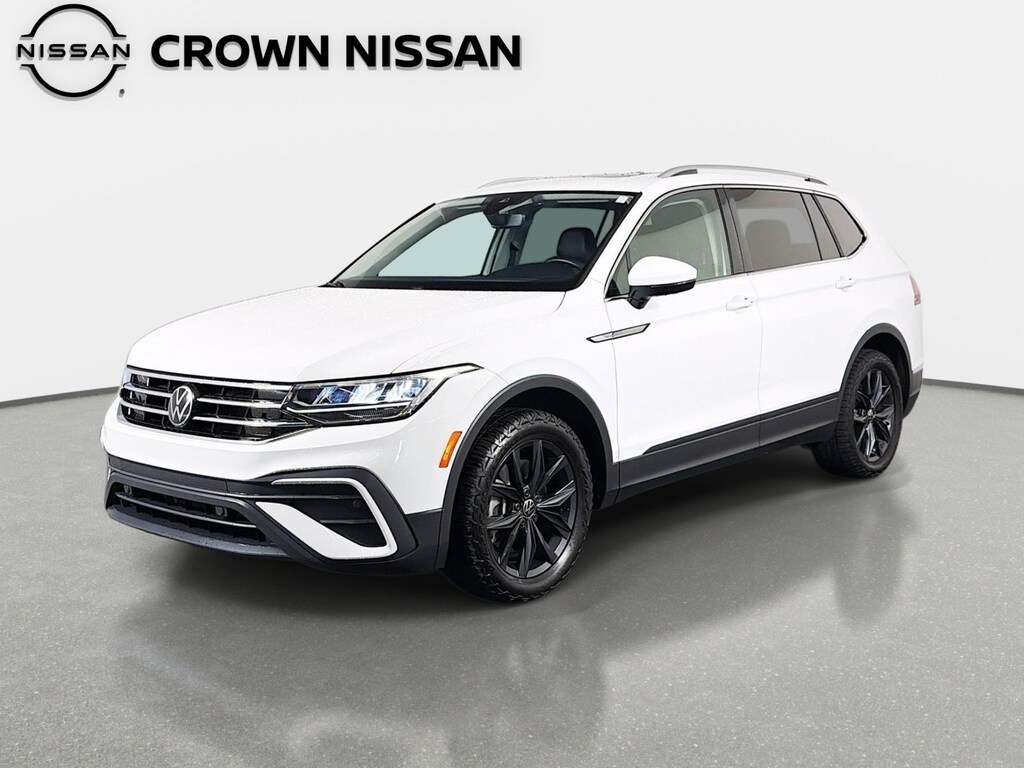 Used 2024 Volkswagen Tiguan SE SUV