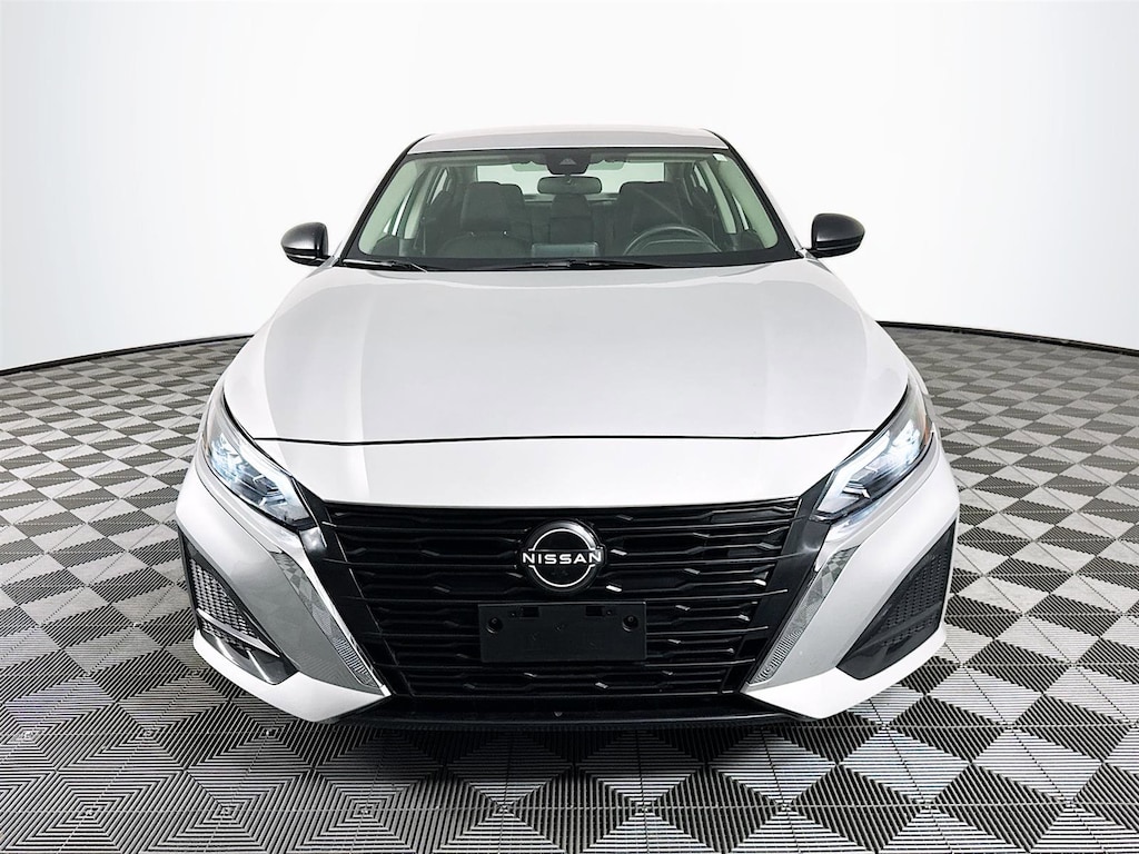 Certified 2024 Nissan Altima 2.5 SV Sedan