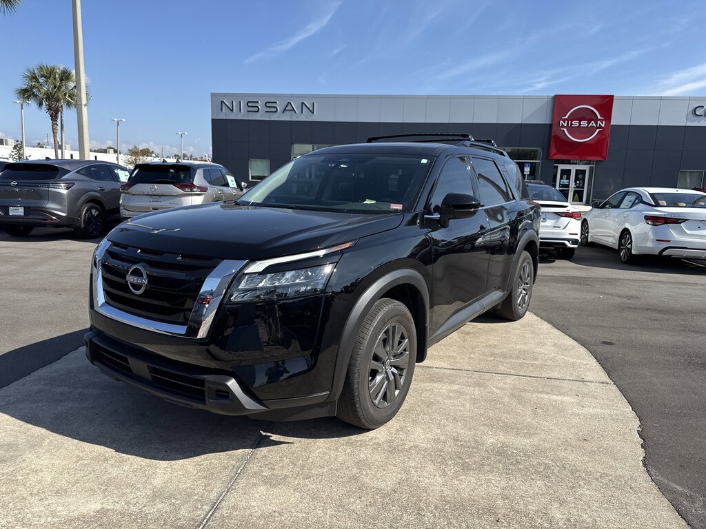 Certified 2024 Nissan Pathfinder SV SUV