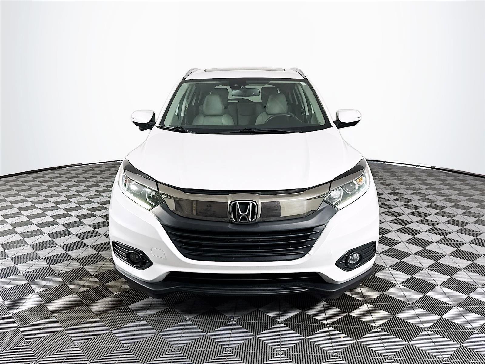 2021 Honda HR-V EX-L photo 2