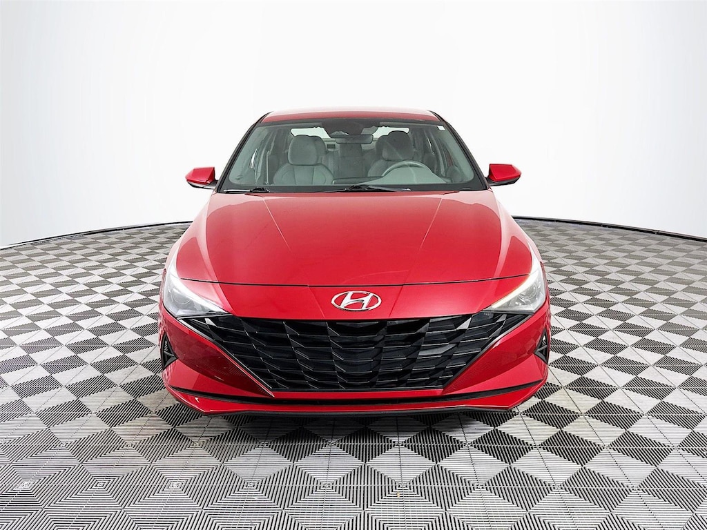 Used 2023 Hyundai Elantra SEL Sedan