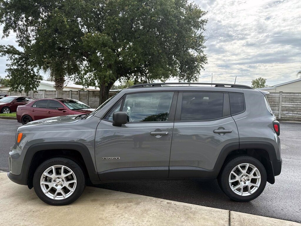 Used 2023 Jeep Renegade Latitude SUV