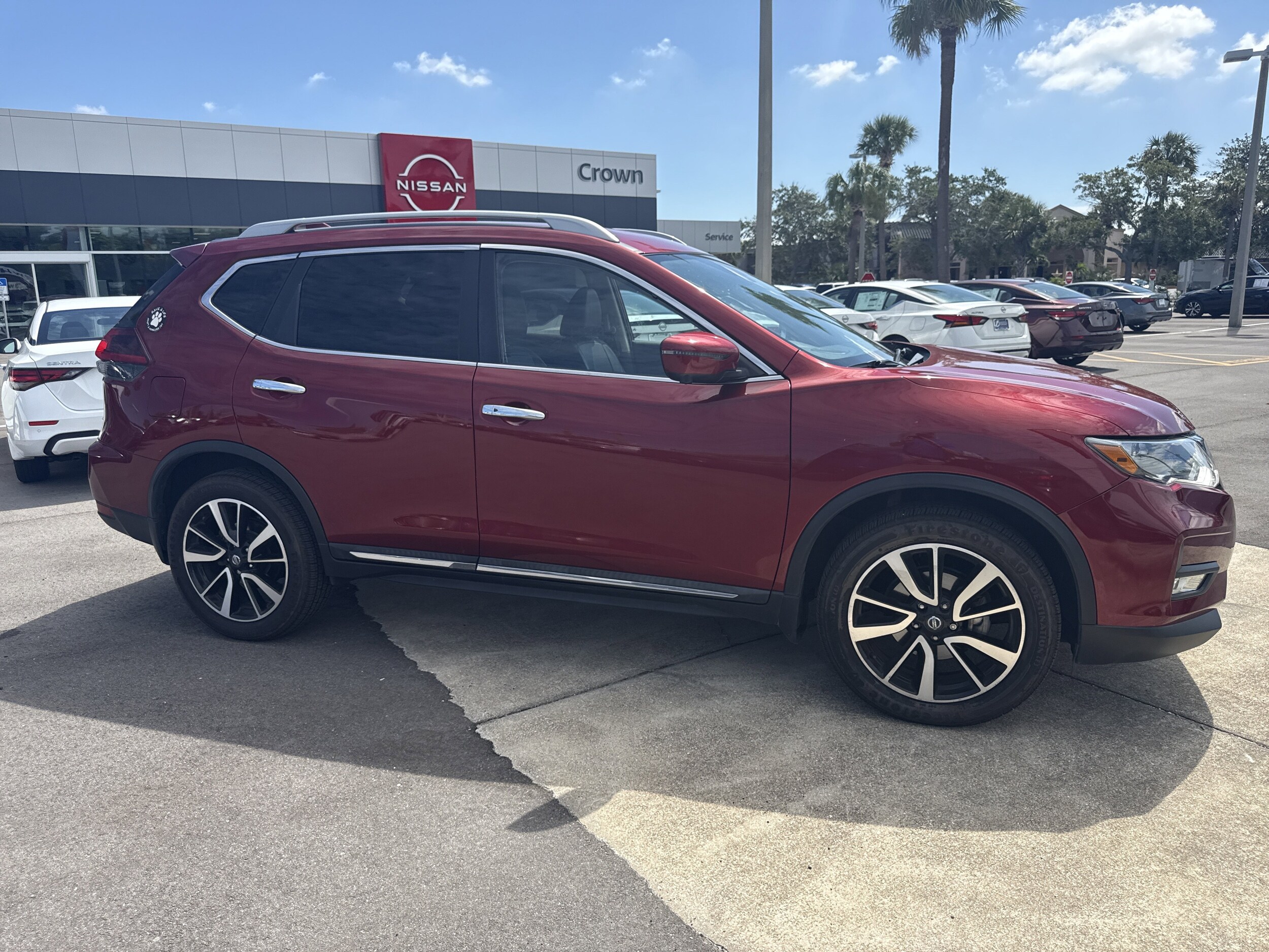 2019 Nissan Rogue SL photo 2