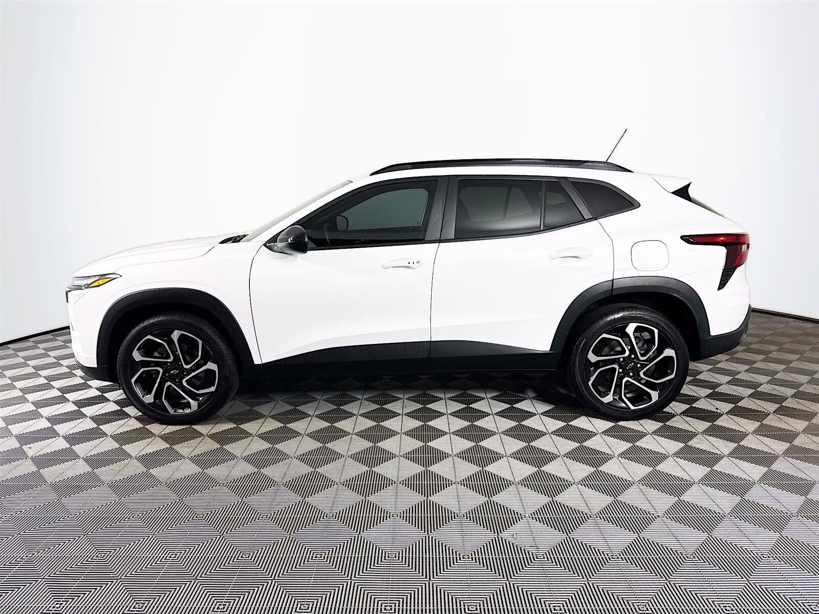 2024 Chevrolet Trax photo 4