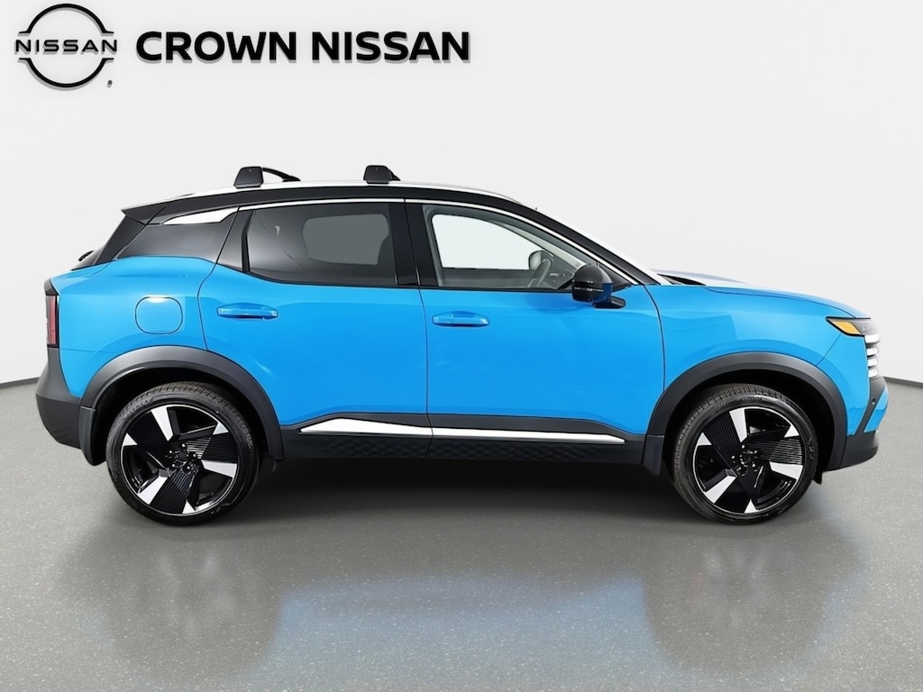 Used 2026 Nissan Kicks SR SUV