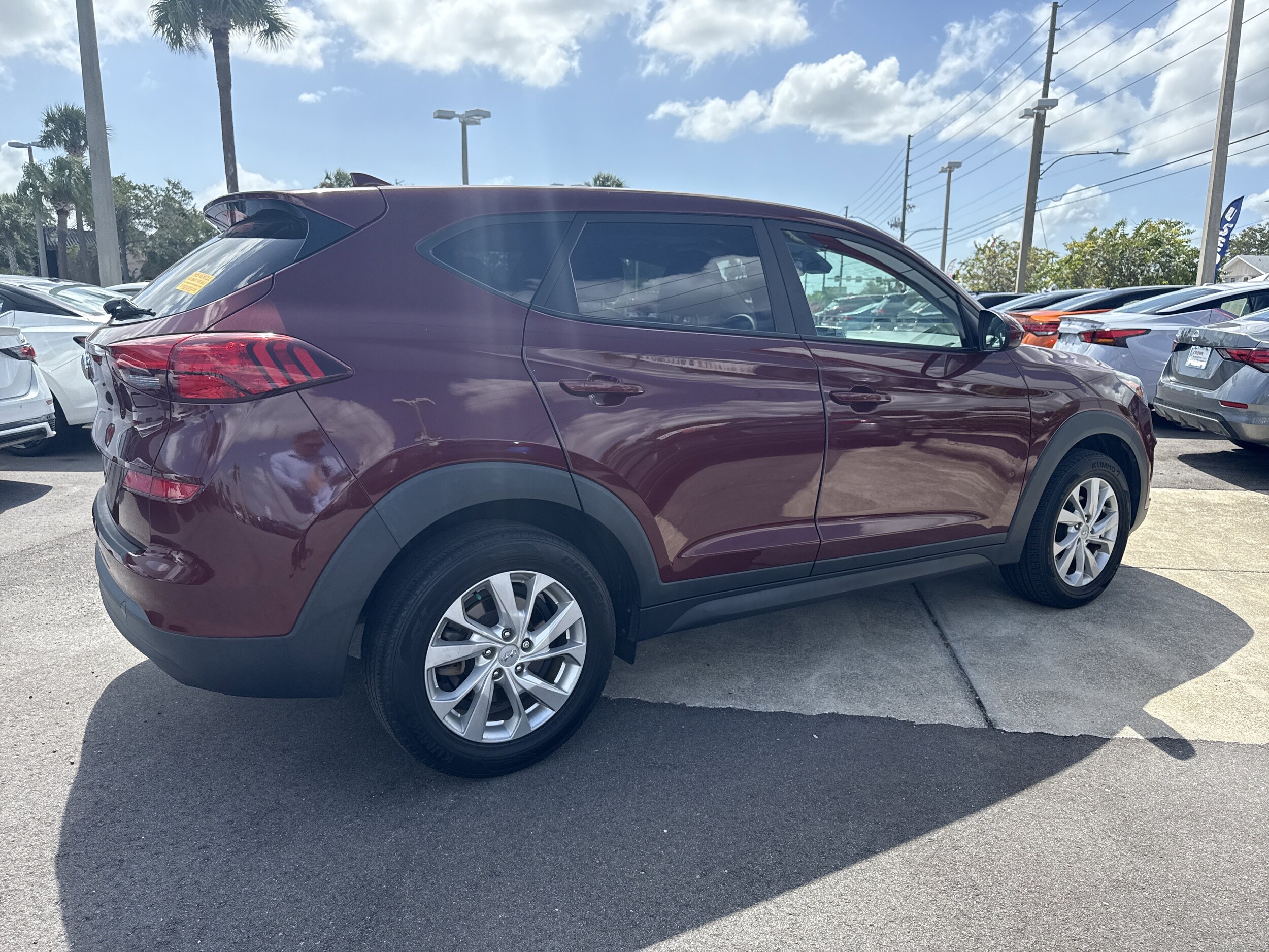 2019 Hyundai Tucson SE photo 3