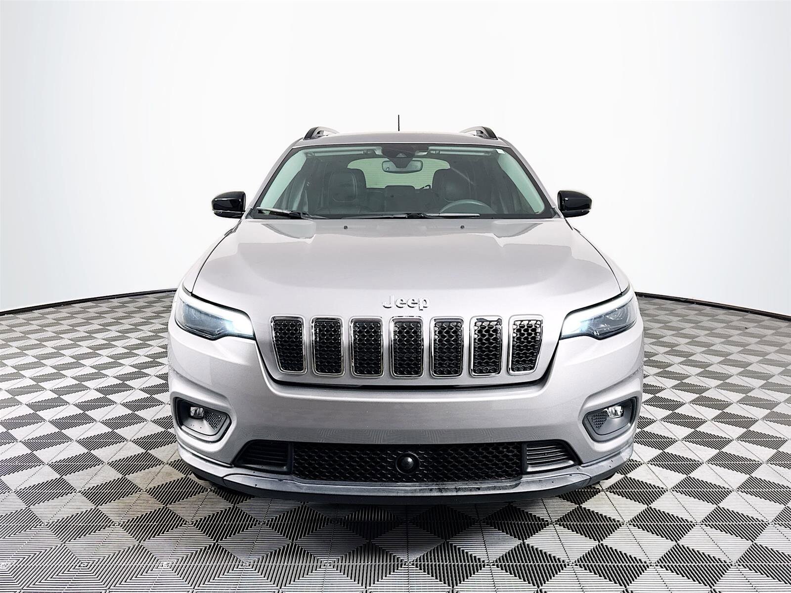 2022 Jeep Cherokee Latitude Lux photo 2