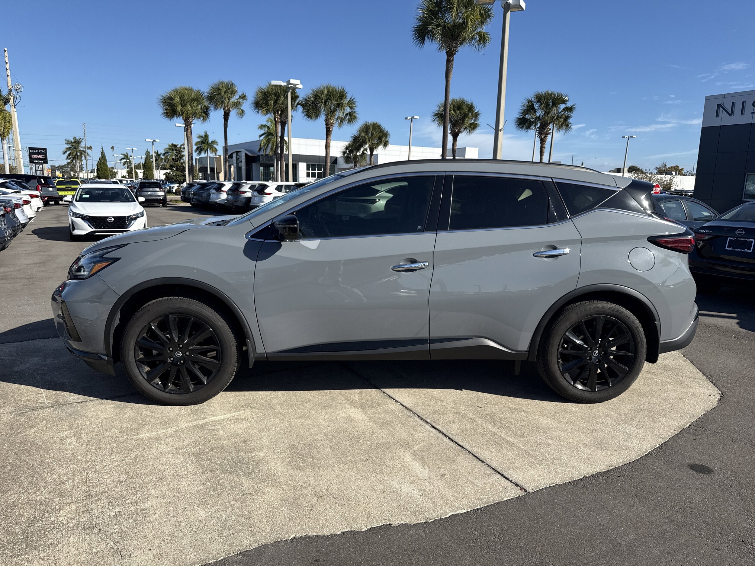 2024 Nissan Murano SV photo 3
