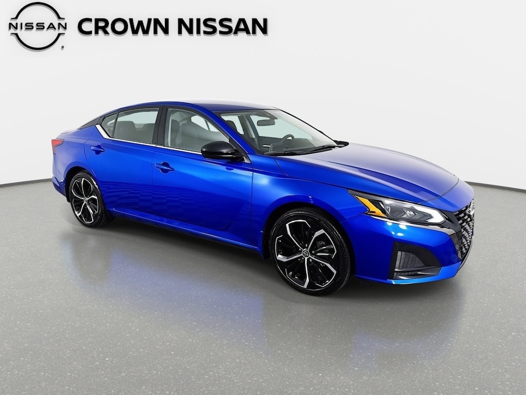 Certified 2025 Nissan Altima SR Sedan