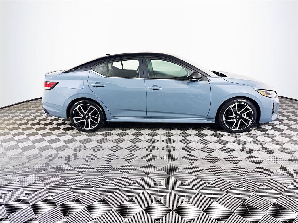 Used 2025 Nissan Sentra SR Sedan