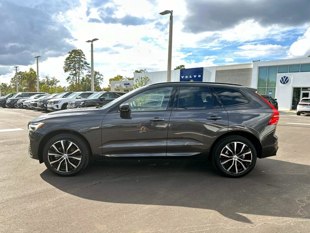 Certified 2025 Volvo XC60 Plus B5 AWD Plus