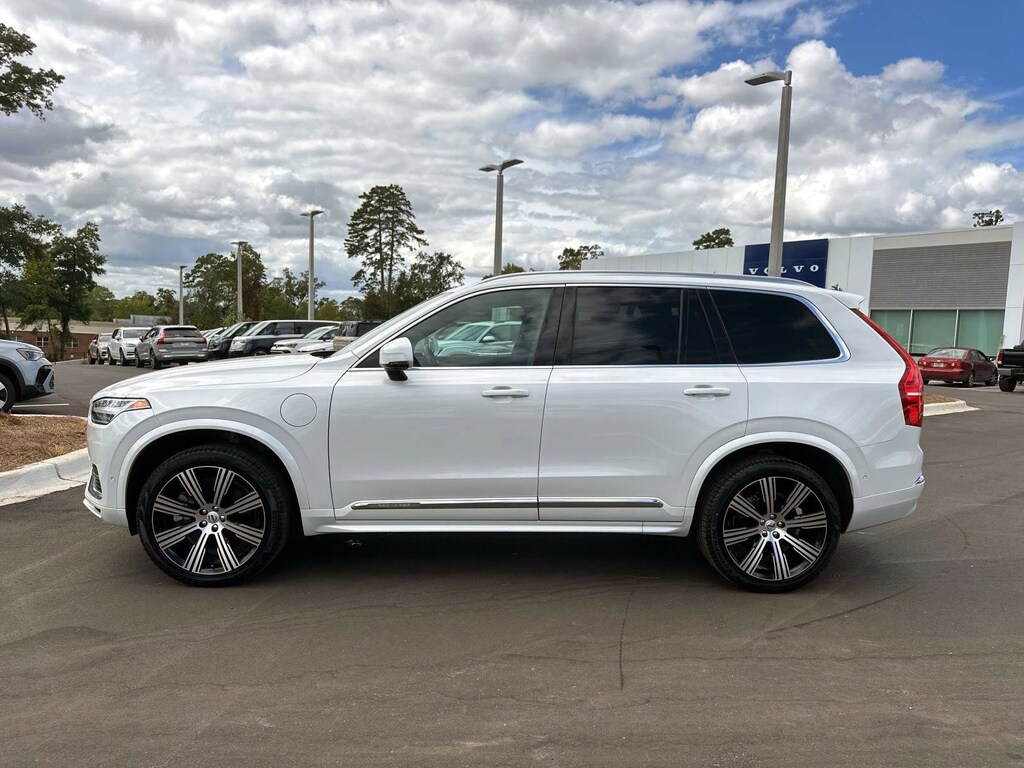 Certified 2024 Volvo XC90 Recharge Plug-In Hybrid Plus Bright Theme T8 eAWD PHEV Plus Bright Theme 7P