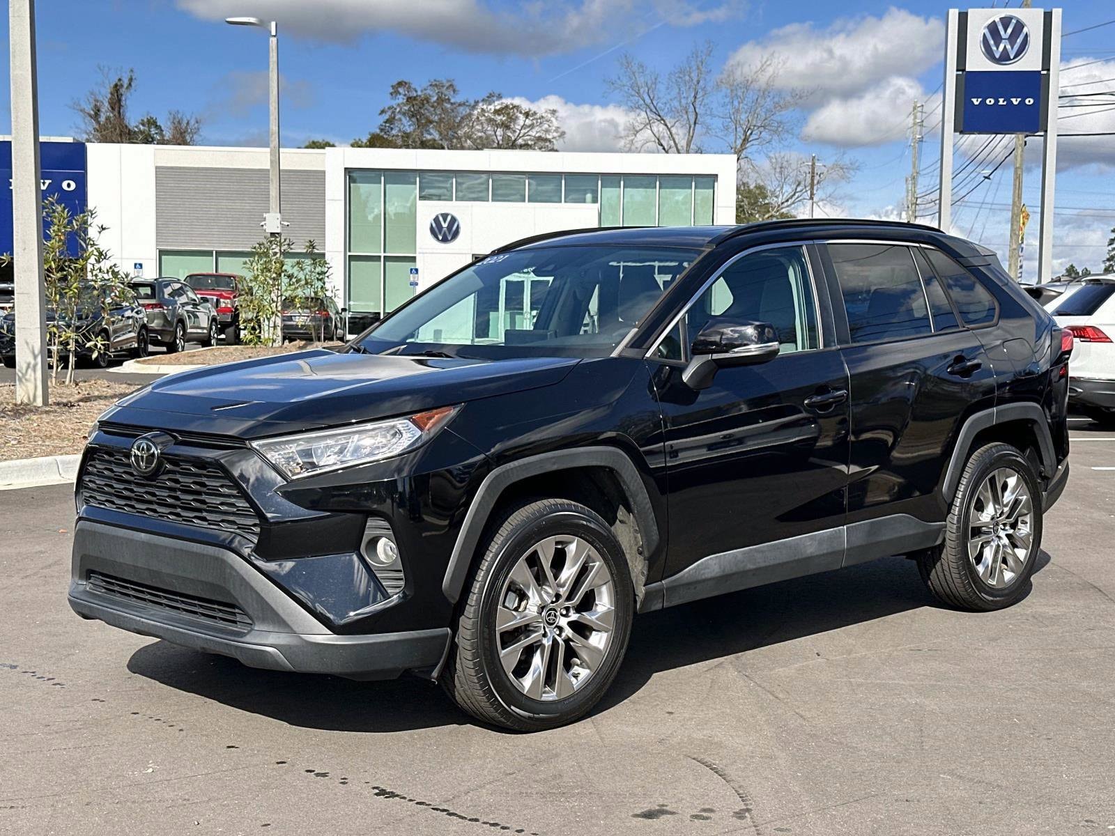 2021 Toyota RAV4 XLE Premium