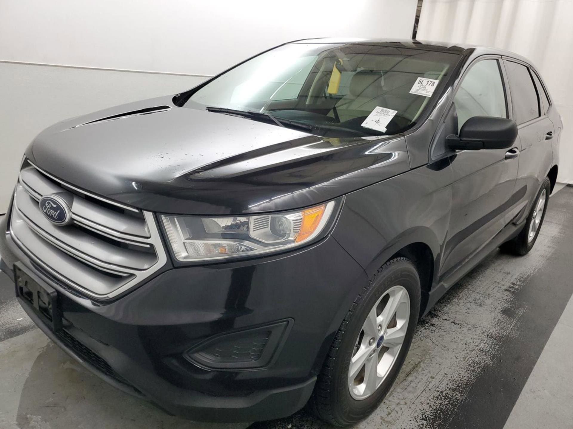 2018 Ford Edge SE