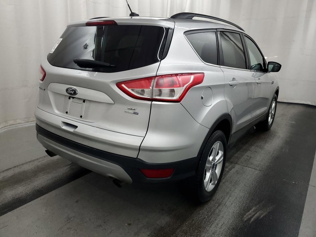 Used 2015 Ford Escape SE SUV