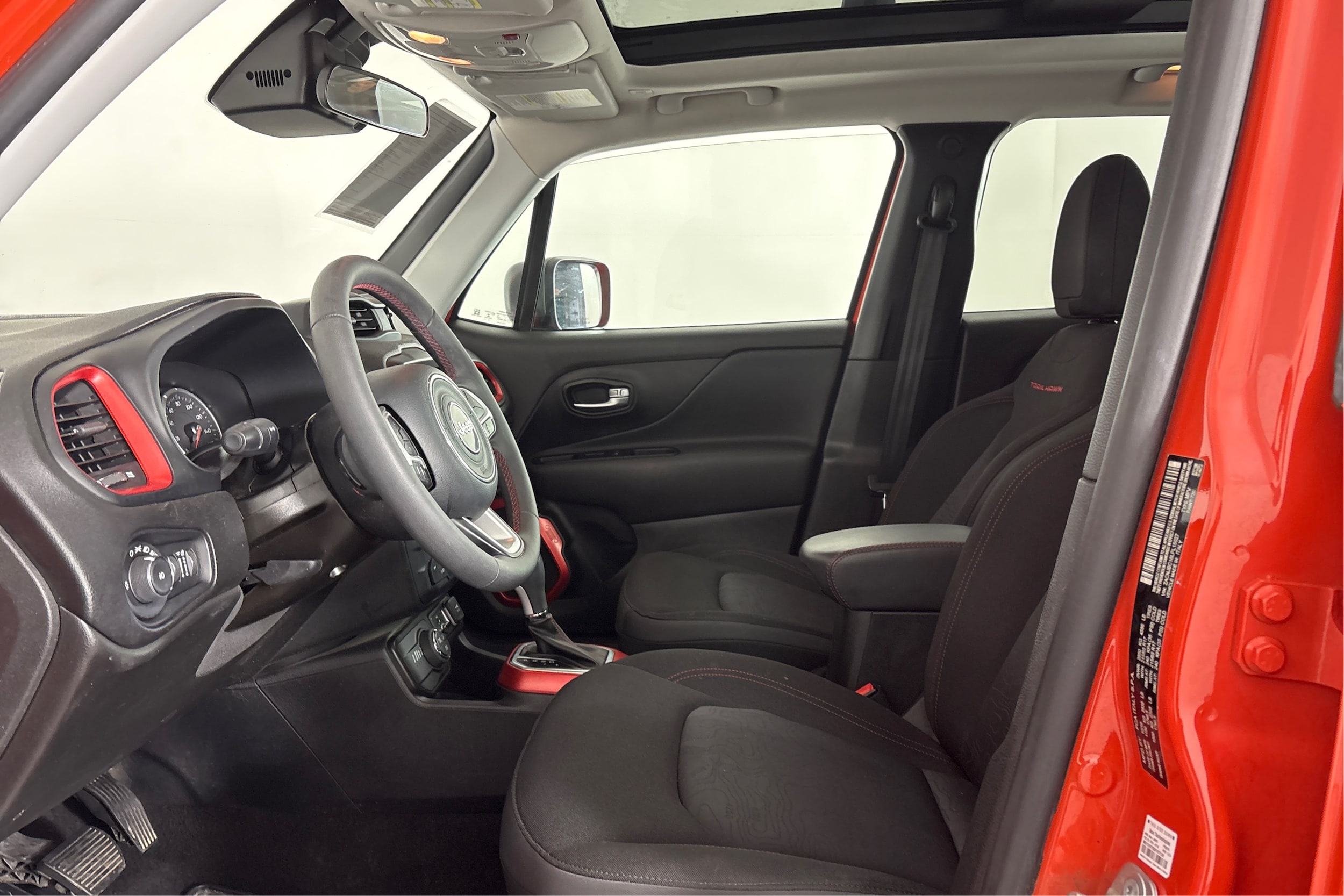 2020 Jeep Renegade Trailhawk - Photo 7