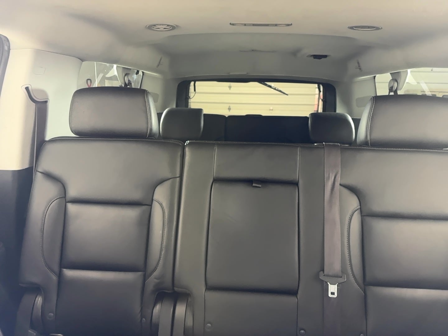 2017 Chevrolet Suburban LT - Photo 29