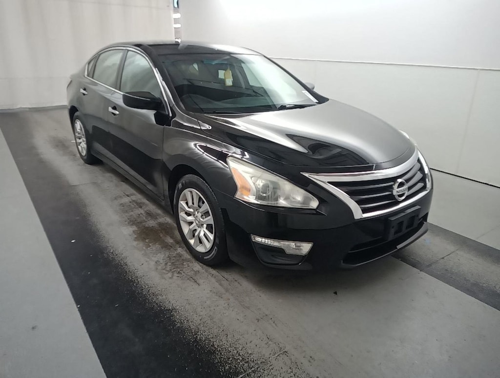Used 2015 Nissan Altima 2.5 Sedan