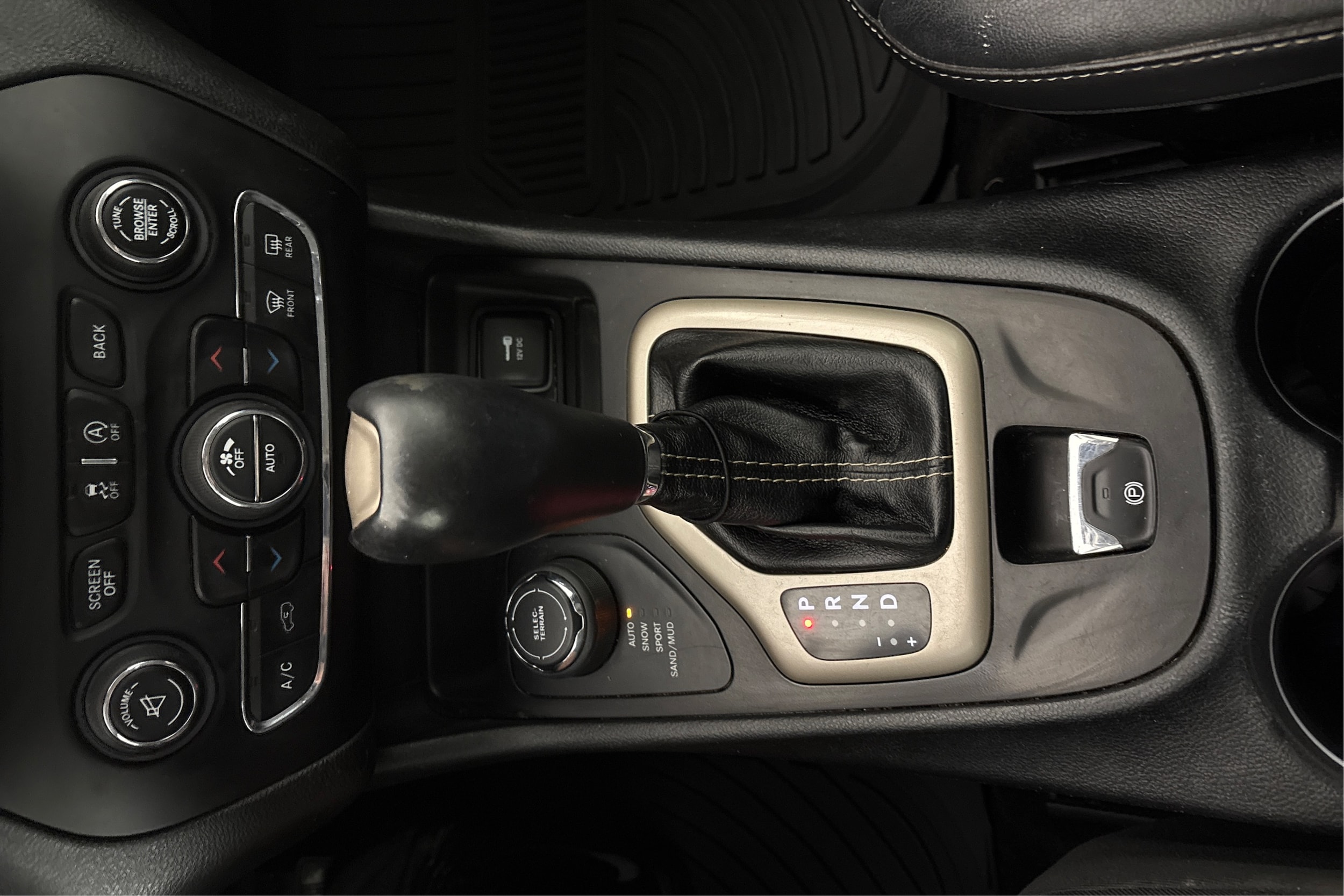 2015 Jeep Cherokee Limited - Photo 11