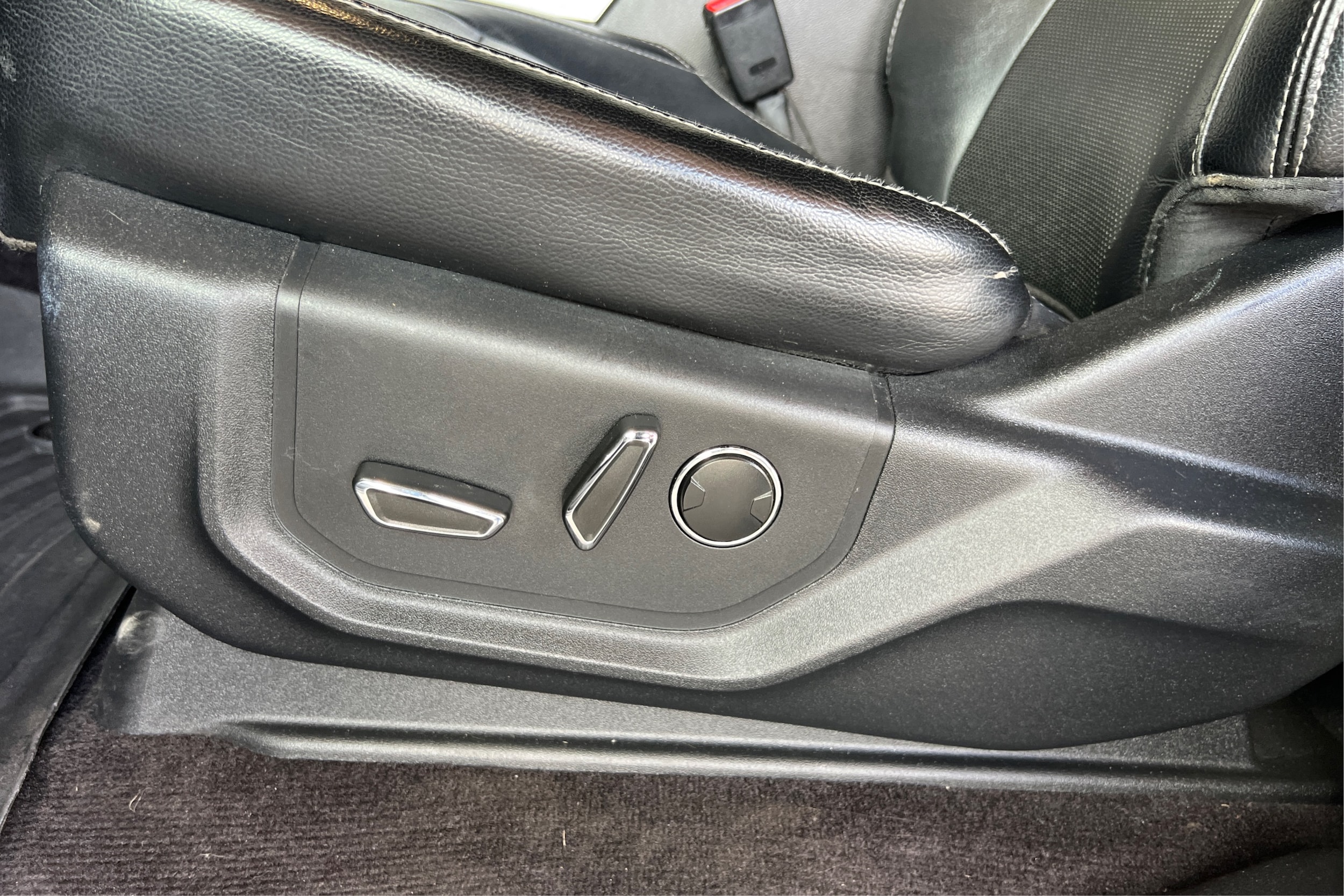 2016 Ford F-150 Lariat - Photo 12