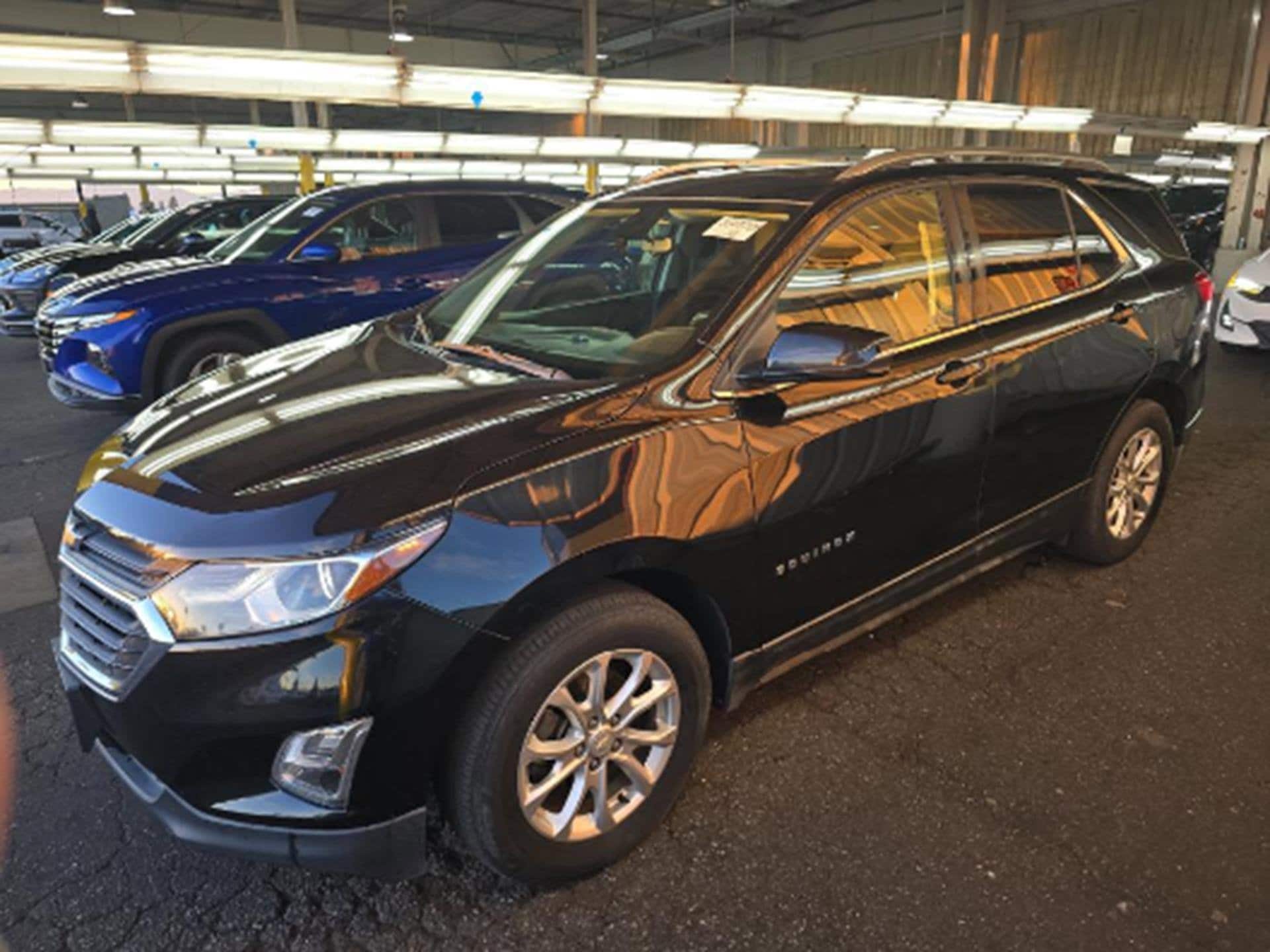 2018 Chevrolet Equinox LT's photo