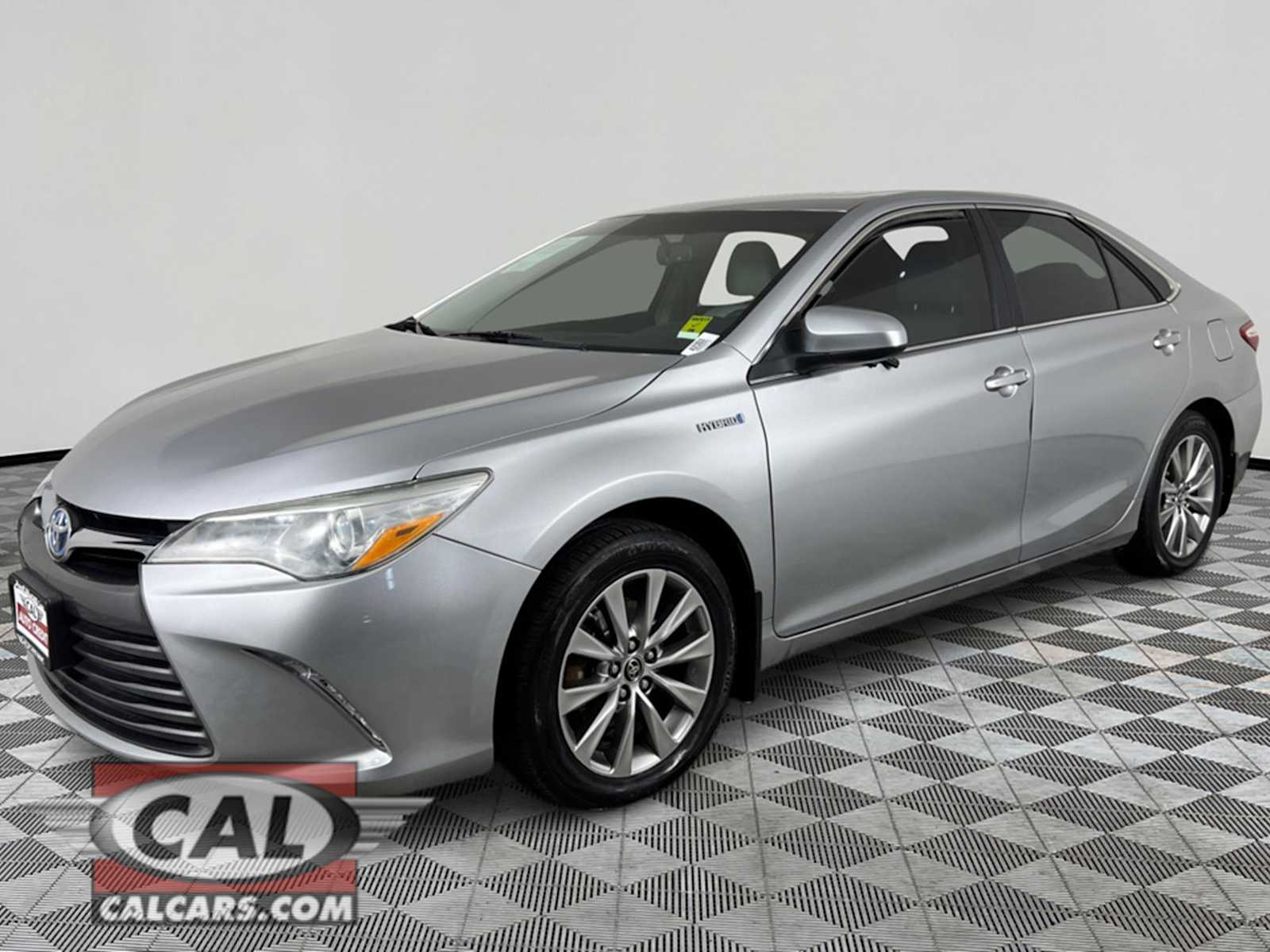 2015 Toyota Camry LE Hybrid
