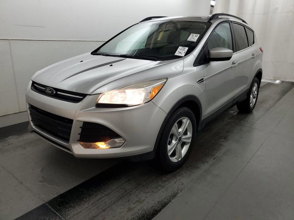 Used 2015 Ford Escape SE SUV