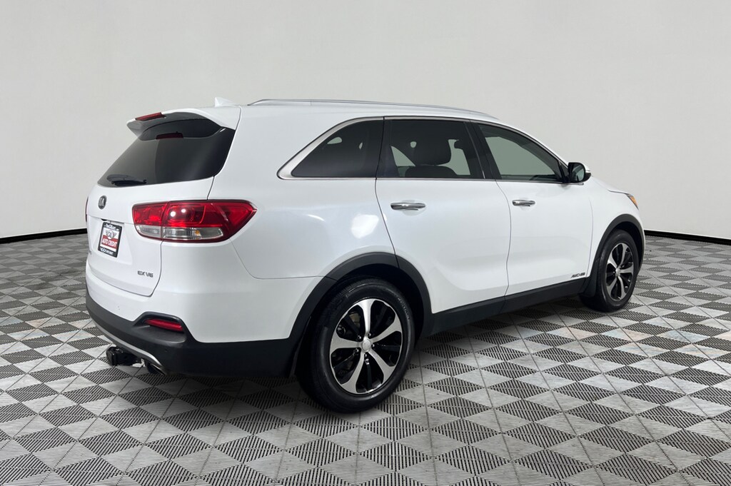 Used 2016 Kia Sorento 3.3L EX AWD SUV