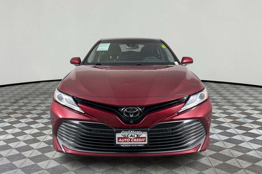 Used 2018 Toyota Camry XLE Sedan