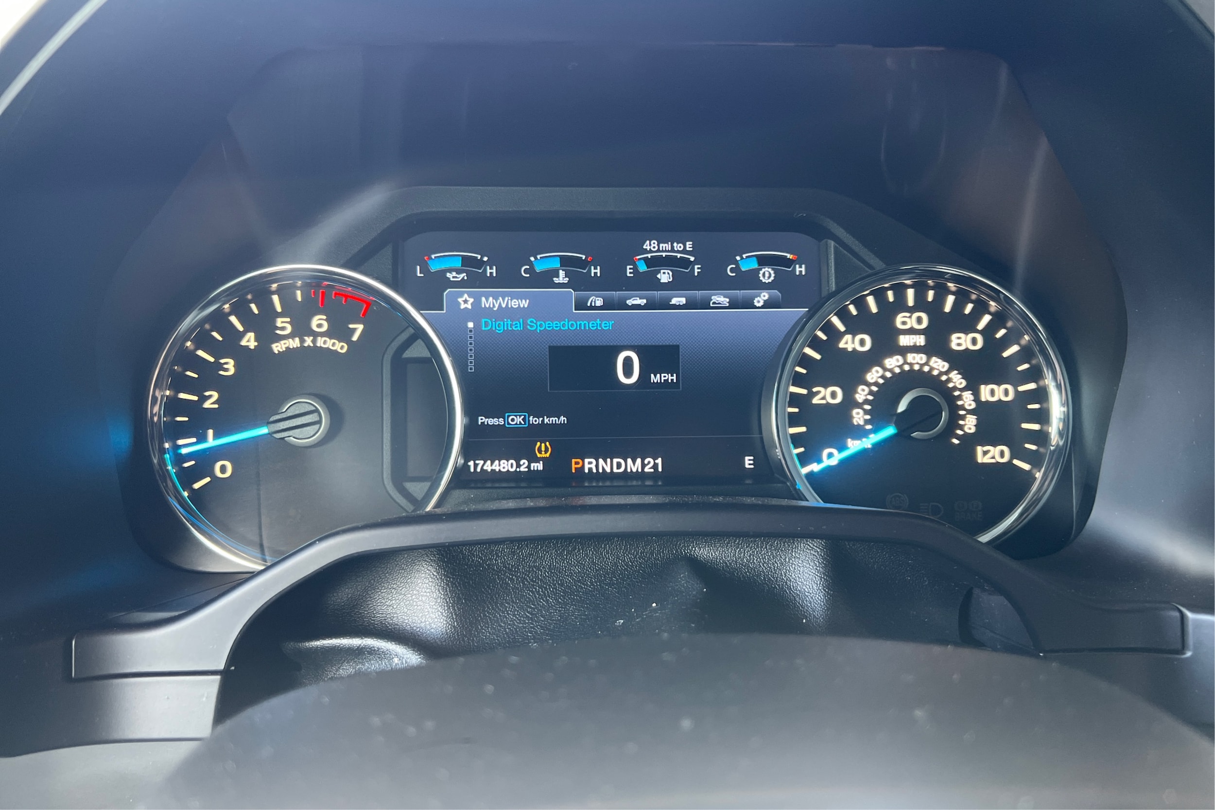 2016 Ford F-150 Lariat - Photo 17