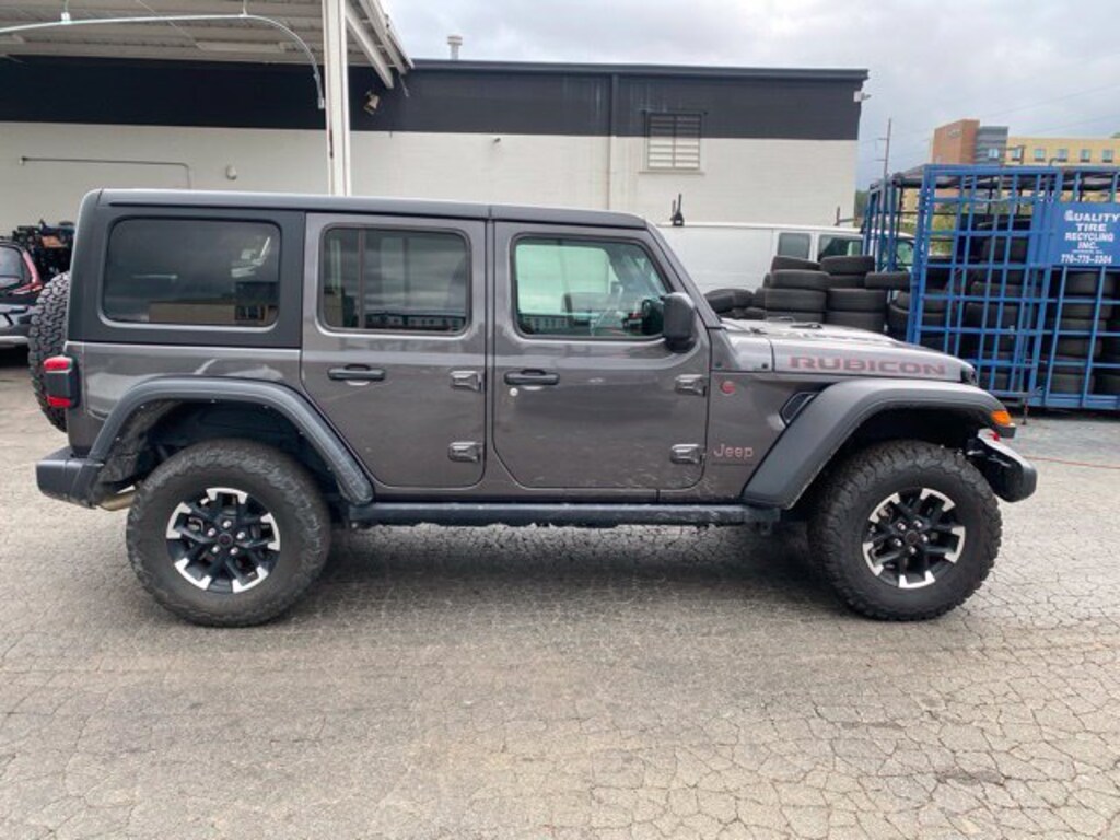 Used 2025 Jeep Wrangler Rubicon SUV