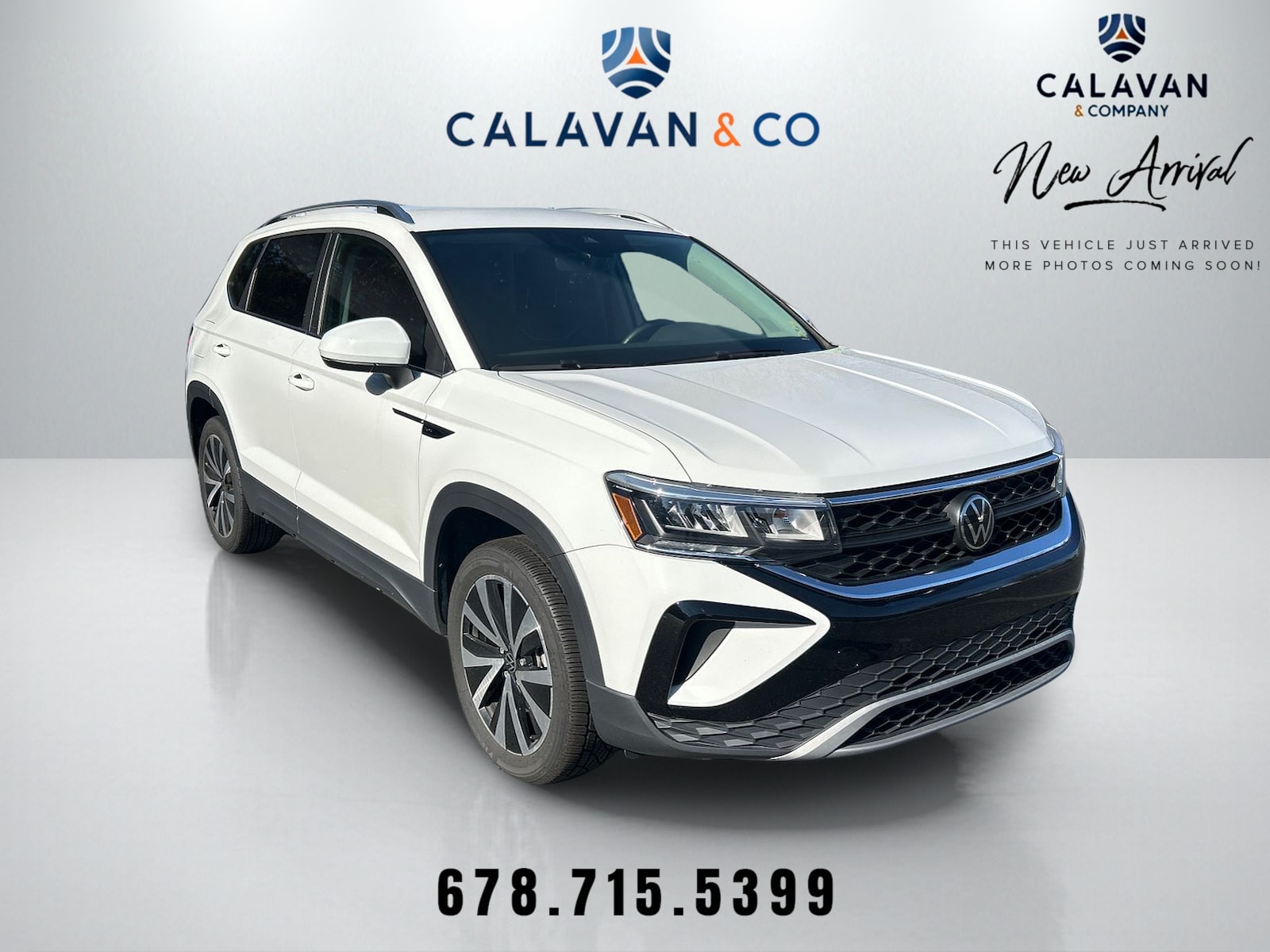 2024 Volkswagen Taos SE's photo